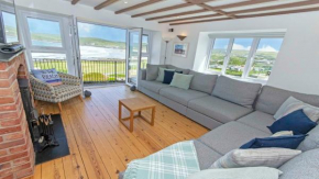 Stables Croyde | 4 Bedrooms / Sleeps 8 | Sea & Beach Views